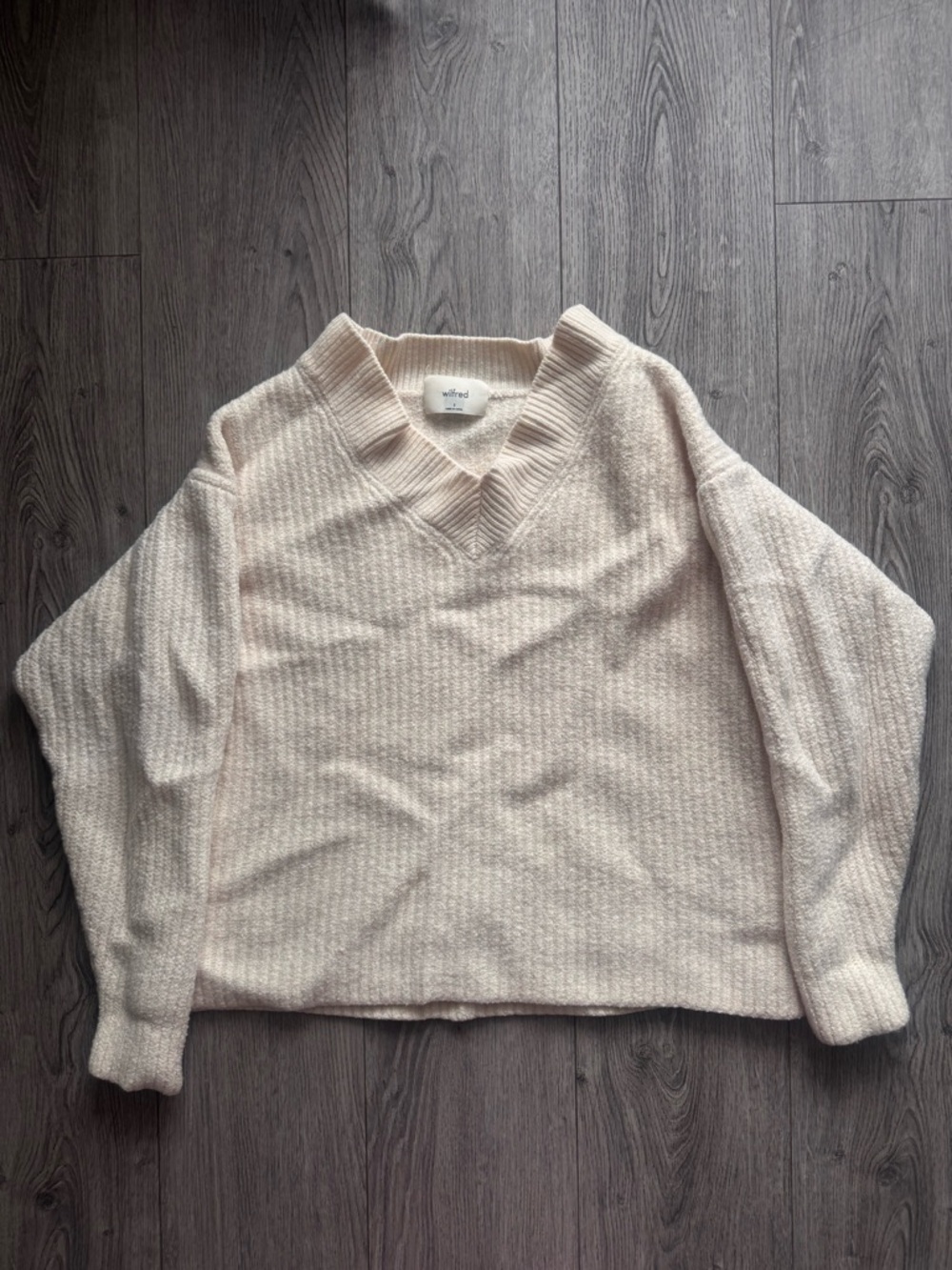 Wilfred V-Neck Cozy Knit Sweater in Light Beige size 3